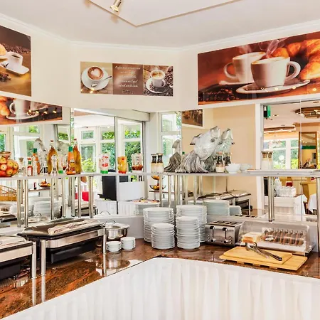 Parkhotel Frankfurt Airport 3*