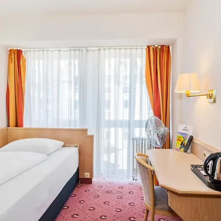 Parkhotel Frankfurt Airport 호텔