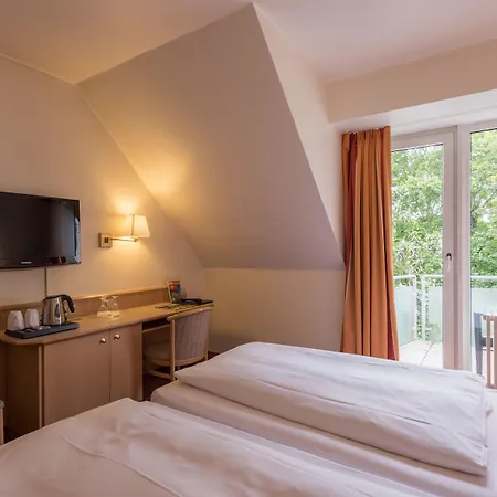 Отель Parkhotel Frankfurt Airport
