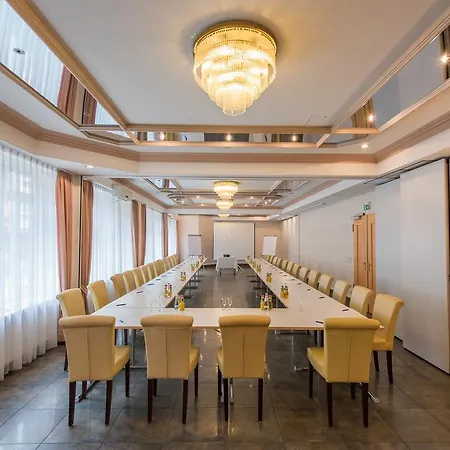 Parkhotel Frankfurt Airport Hotel 3*