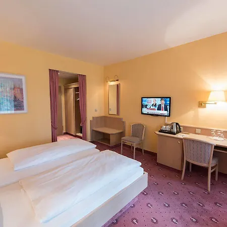 Parkhotel Frankfurt Airport 호텔 하터쉐임