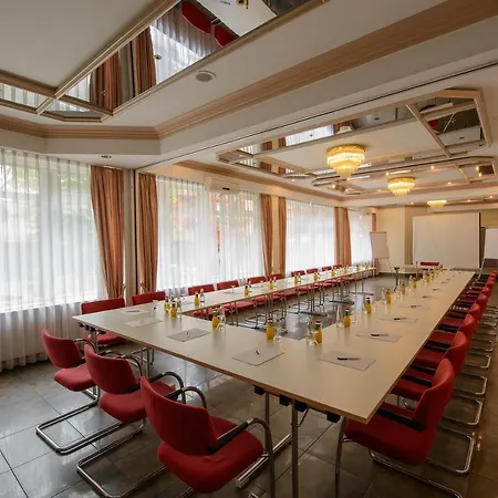 Parkhotel Frankfurt Airport Hotel 3*