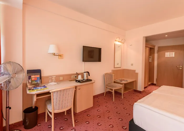 Parkhotel Frankfurt Airport Hotel 3*