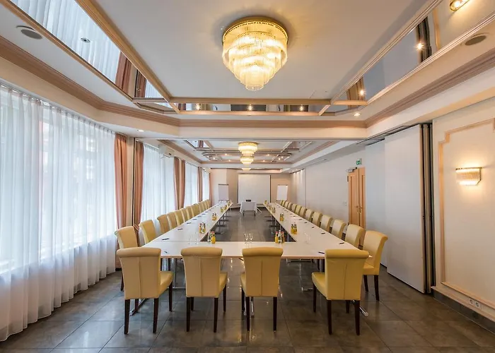 Parkhotel Frankfurt Airport Hotel 3*