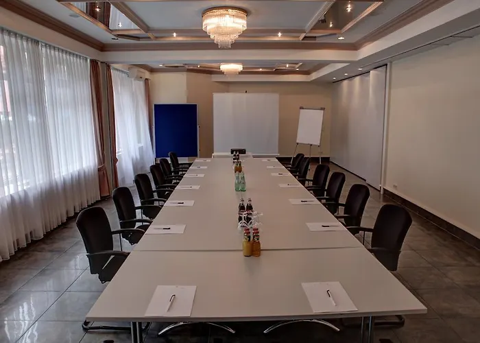 Parkhotel Frankfurt Airport Hotel 3*